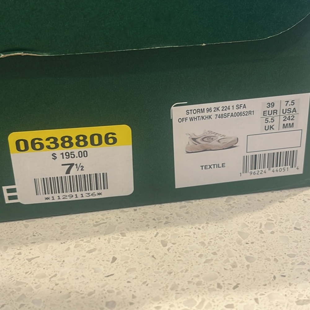 Lacoste Cream and Deep Green-Gray Athletic Shoes - Picture 5 of 5